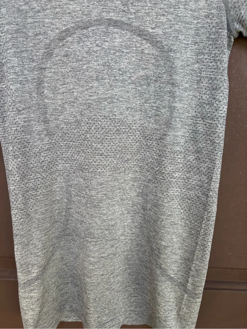 Lululemon Womens Metal Vent Tech T Shirt Short Sleeve Workout Size 2